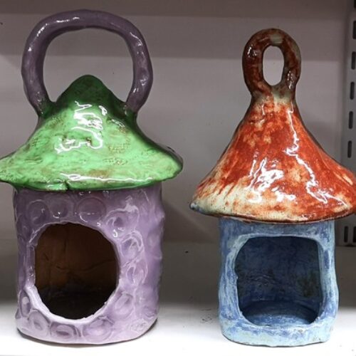 Bird feeder
