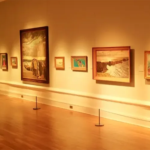 UM - Light from the West